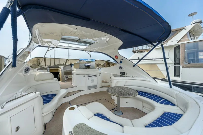 Slide: The Image of Cruisers Yachts 5470 2003 - 7581947