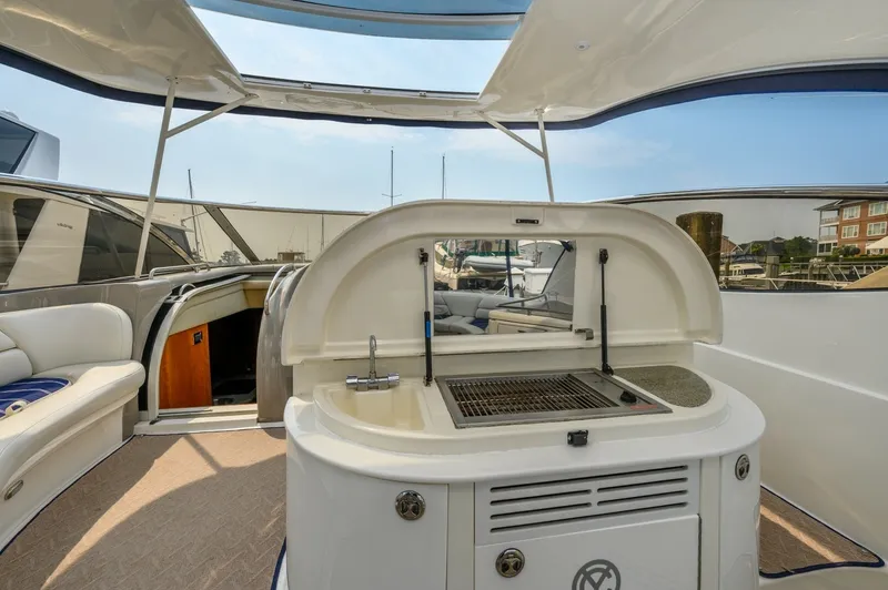 Slide: The Image of Cruisers Yachts 5470 2003 - 7581953