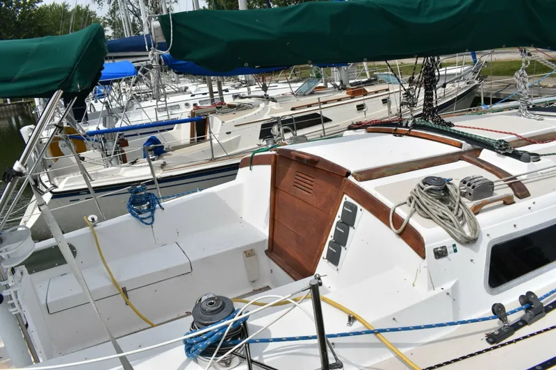 Slide: The Image of Catalina 36 MKII 1984 - 6945644