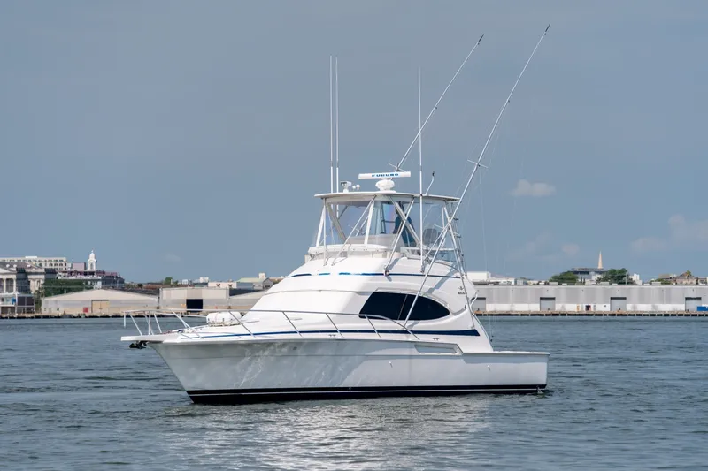Slide: The Image of Bertram 390 Convertible 2003 - 6946070