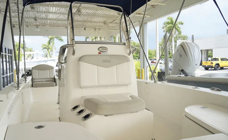 Slide: The Image of Robalo Cayman 206 2014 - 6946762