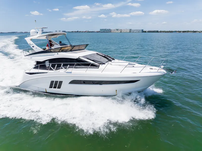 Slide: The Image of Sea Ray 510 FLY 2016 - 6946927