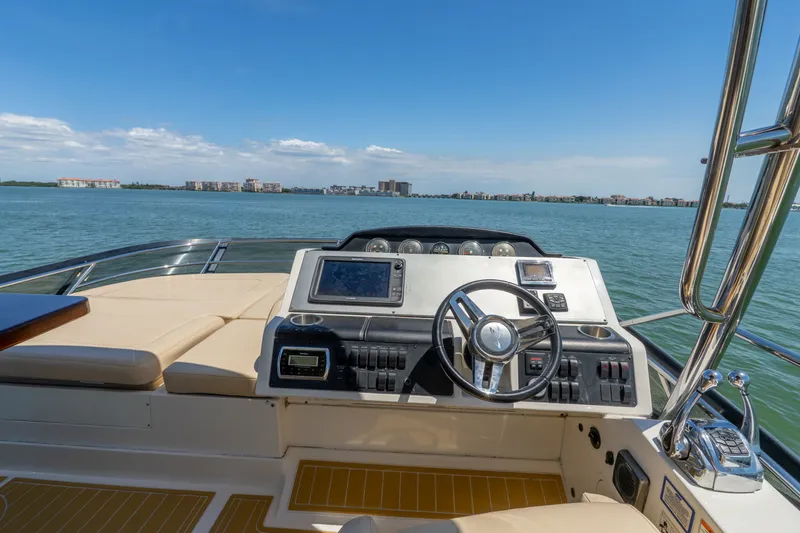 Slide: The Image of Sea Ray 510 FLY 2016 - 6946965
