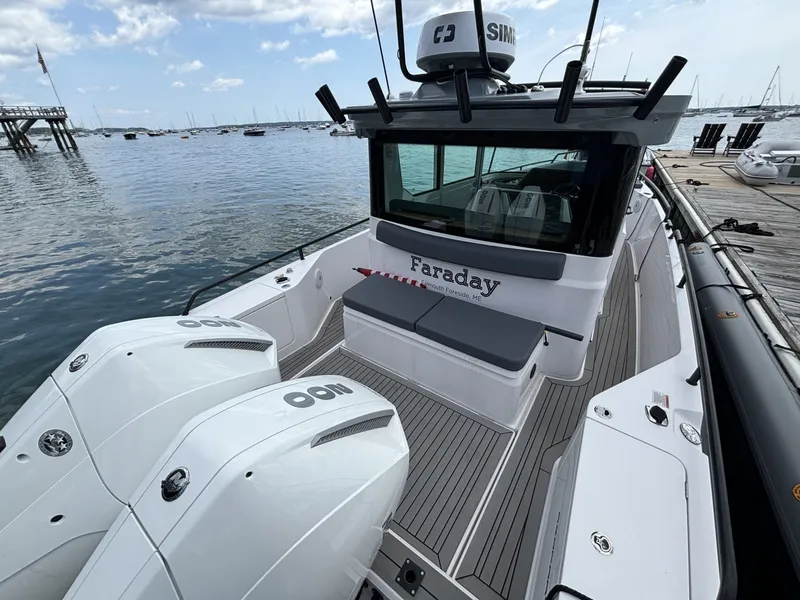 Slide: The Image of Axopar 28 Cabin 2021 - 6949612