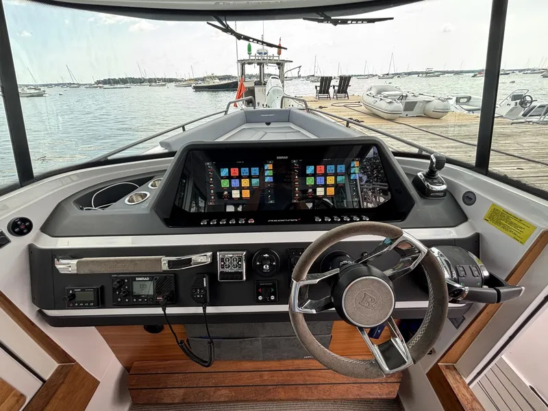 Slide: The Image of Axopar 28 Cabin 2021 - 6949601