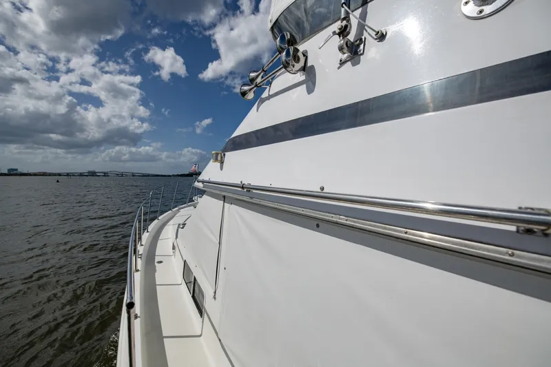 Slide: The Image of Tollycraft 44 Cockpit M.Y. 1988 - 6981329