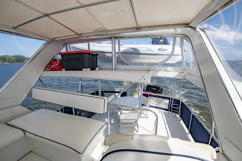 Slide: The Image of Tollycraft 44 Cockpit M.Y. 1988 - 6981335