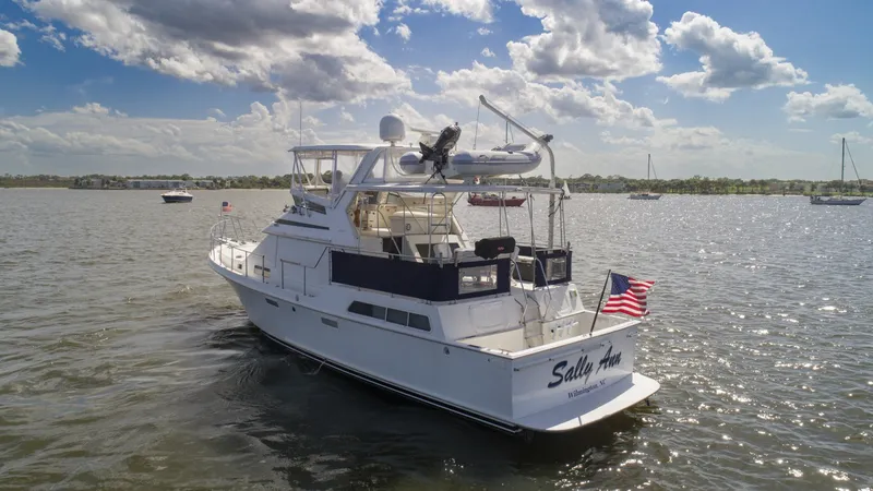 Slide: The Image of Tollycraft 44 Cockpit M.Y. 1988 - 6981340