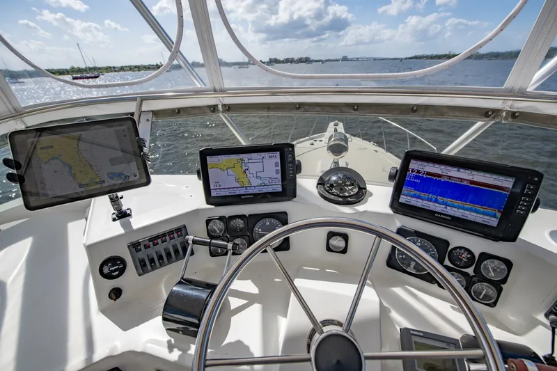 Slide: The Image of Tollycraft 44 Cockpit M.Y. 1988 - 6981321