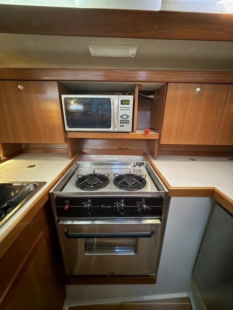 Slide: The Image of Catalina 350 MKII 2008 - 7137070