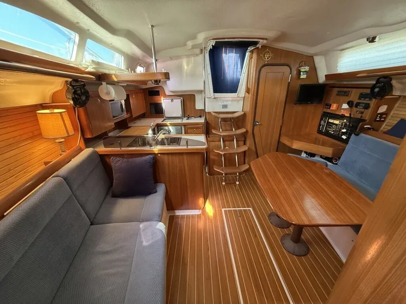 Slide: The Image of Catalina 350 MKII 2008 - 7137080