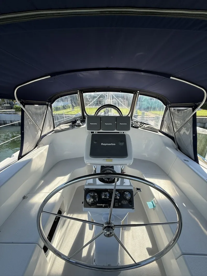 Slide: The Image of Catalina 350 MKII 2008 - 7090486