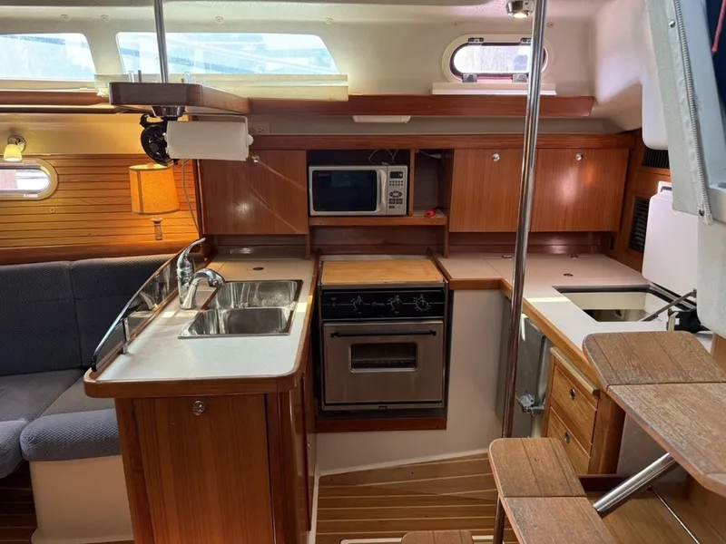 Slide: The Image of Catalina 350 MKII 2008 - 7137074