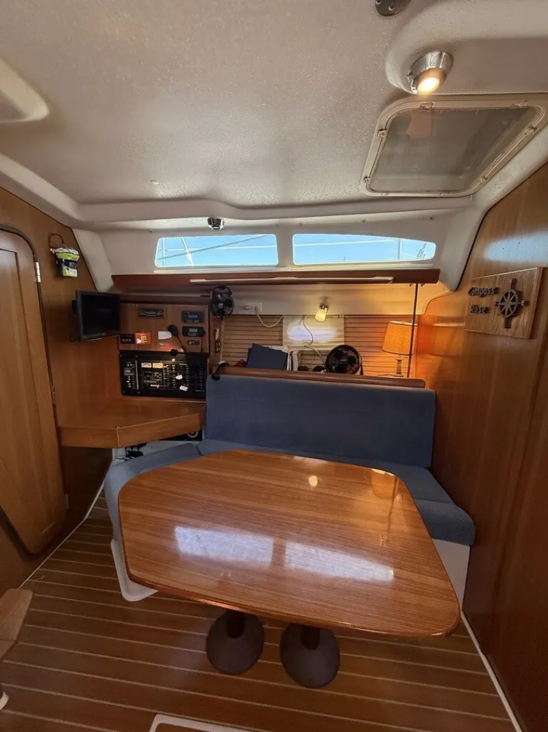 Slide: The Image of Catalina 350 MKII 2008 - 7137082