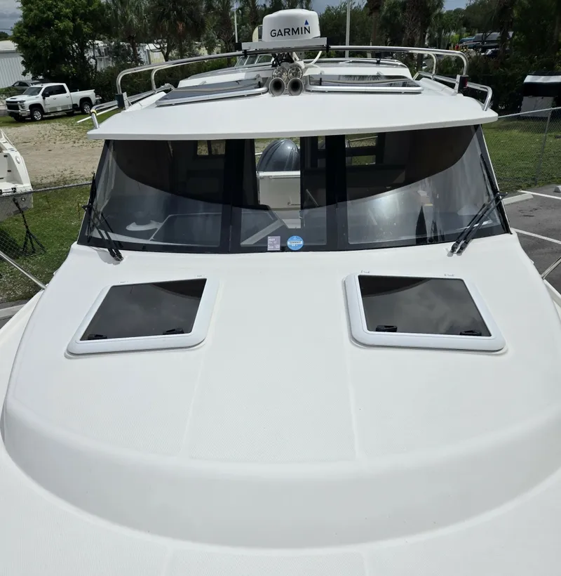 Slide: The Image of Cutwater C-288 Coupe 2023 - 6956268