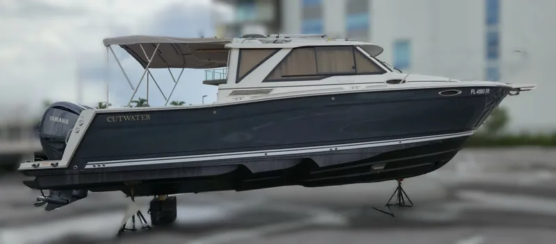 Slide: The Image of Cutwater C-288 Coupe 2023 - 6956290