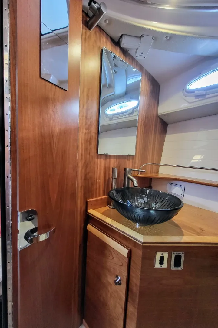 Slide: The Image of Cutwater C-288 Coupe 2023 - 6956249