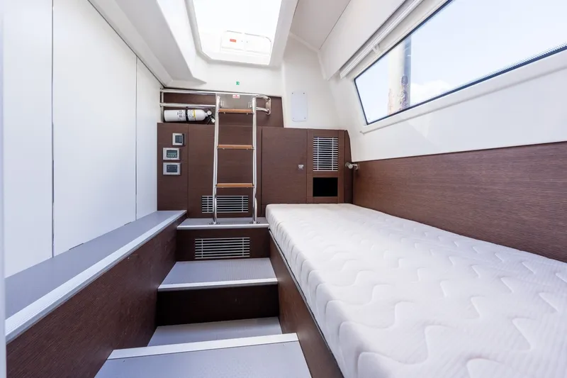 Slide: The Image of Prestige 520S 2022 - 7591219