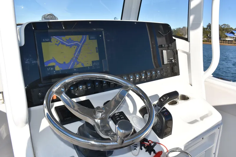Slide: The Image of Sea Hunt Ultra 255SE 2020 - 7232205