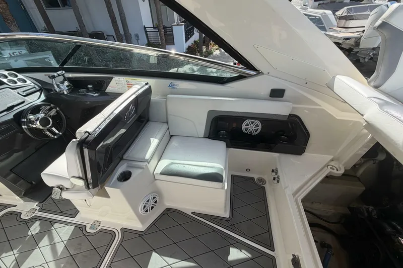 Slide: The Image of Monterey 328SS Super Sport 2014 - 7390777