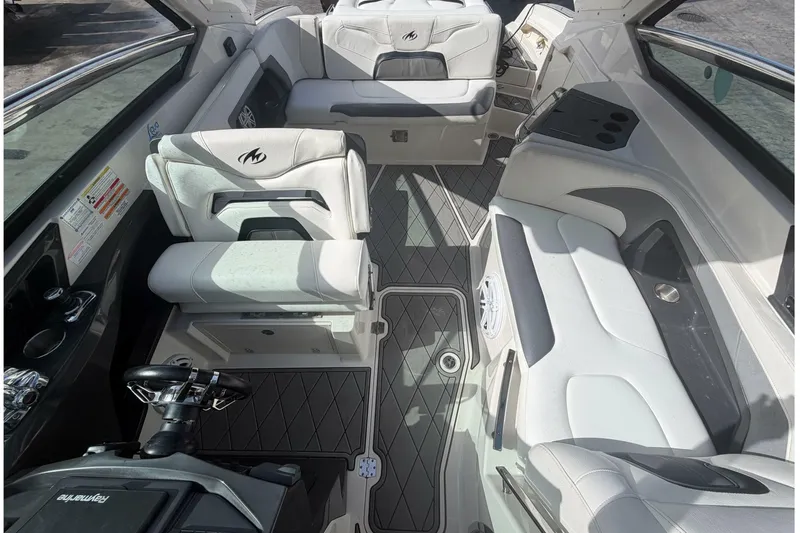 Slide: The Image of Monterey 328SS Super Sport 2014 - 7151873