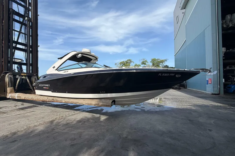 Slide: The Image of Monterey 328SS Super Sport 2014 - 7390703