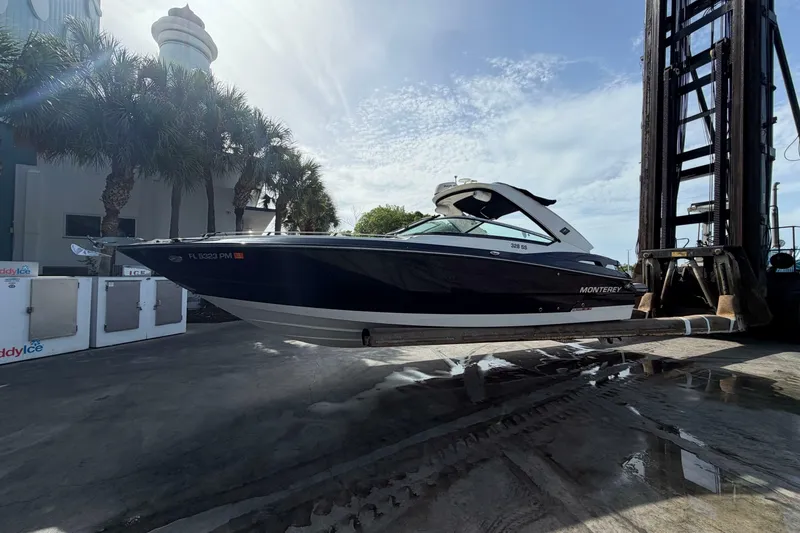 Slide: The Image of Monterey 328SS Super Sport 2014 - 7151823