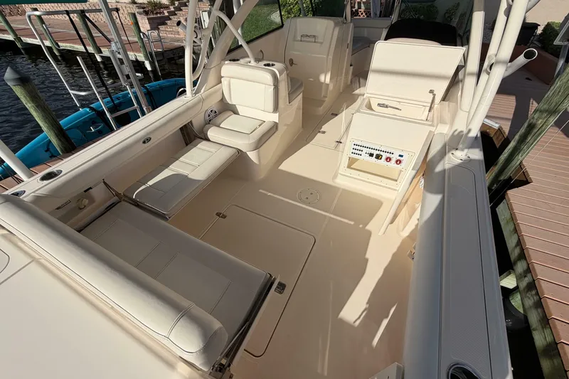 Slide: The Image of Pursuit DC 265 Dual Console 2014 - 7235187