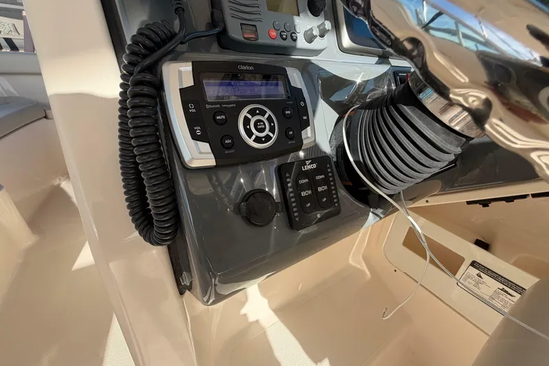 Slide: The Image of Pursuit DC 265 Dual Console 2014 - 7235232