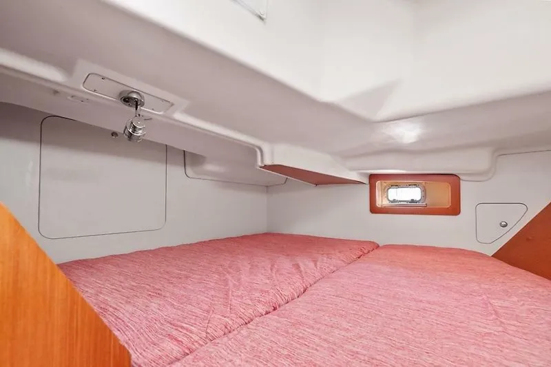 Slide: The Image of Beneteau Oceanis Clipper 343 2008 - 7391434