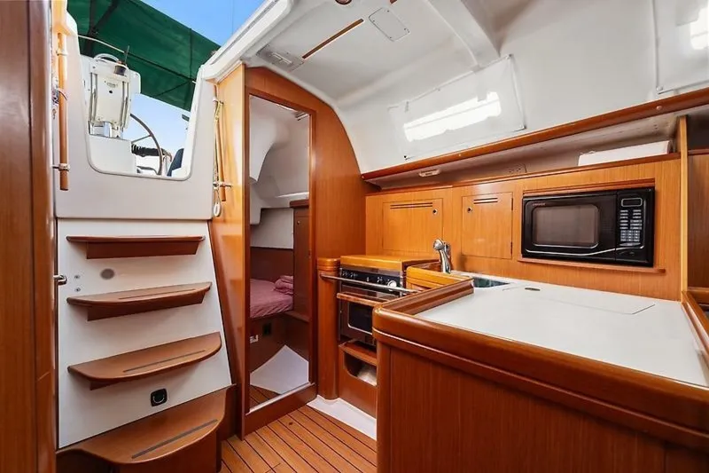 Slide: The Image of Beneteau Oceanis Clipper 343 2008 - 7391393