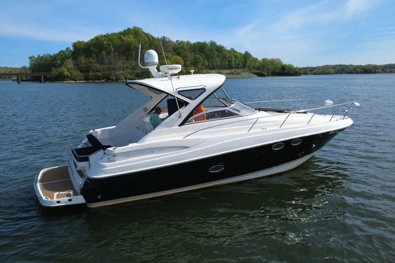 Slide: The Image of Regal 3760 Sportyacht 2008 - 7391648