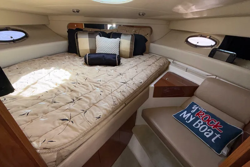 Slide: The Image of Regal 3760 Sportyacht 2008 - 7391676