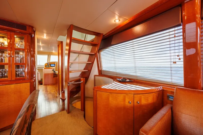 Slide: The Image of Lazzara 74 MOTOR YACHT 2007 - 7536578