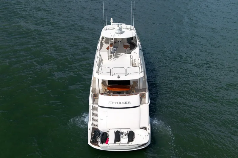Slide: The Image of Lazzara 74 MOTOR YACHT 2007 - 7536550