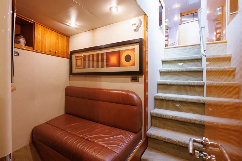 Slide: The Image of Lazzara 74 MOTOR YACHT 2007 - 7743935