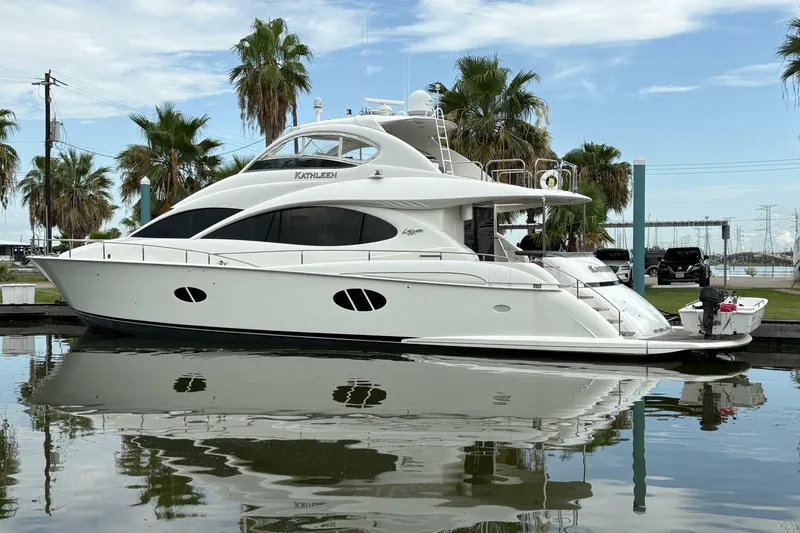 Slide: The Image of Lazzara 74 MOTOR YACHT 2007 - 7410198