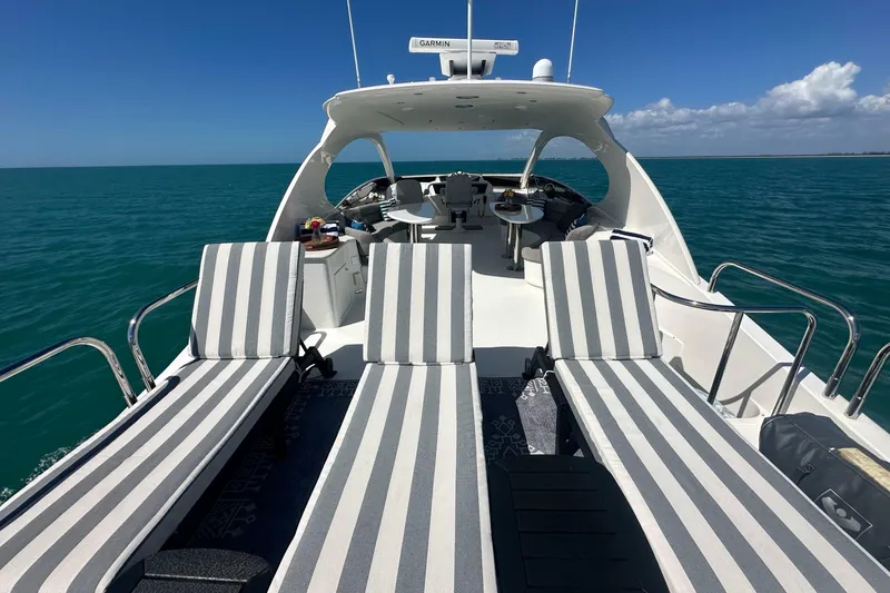 Slide: The Image of Lazzara 68 Motoryacht 2006 - 7392023