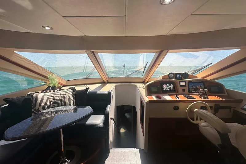 Slide: The Image of Lazzara 68 Motoryacht 2006 - 7392111