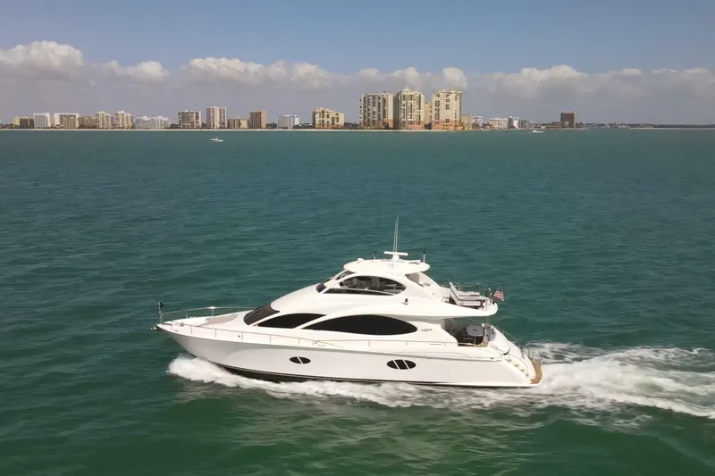 Slide: The Image of Lazzara 68 Motoryacht 2006 - 7391974