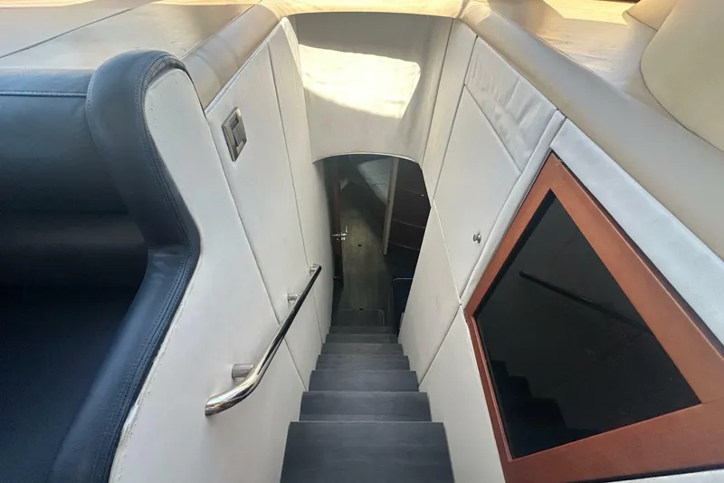 Slide: The Image of Lazzara 68 Motoryacht 2006 - 7392218