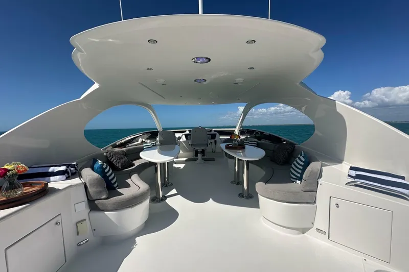 Slide: The Image of Lazzara 68 Motoryacht 2006 - 7392015
