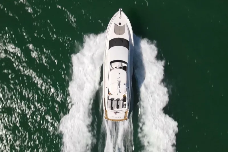 Slide: The Image of Lazzara 68 Motoryacht 2006 - 7391983