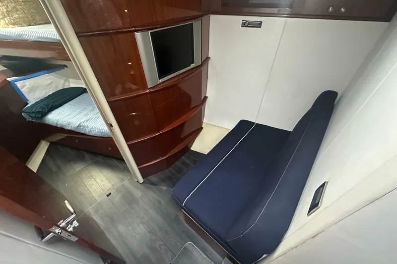 Slide: The Image of Lazzara 68 Motoryacht 2006 - 7392223