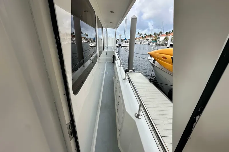Slide: The Image of Jefferson Pilothouse 63 2005 - 7392802