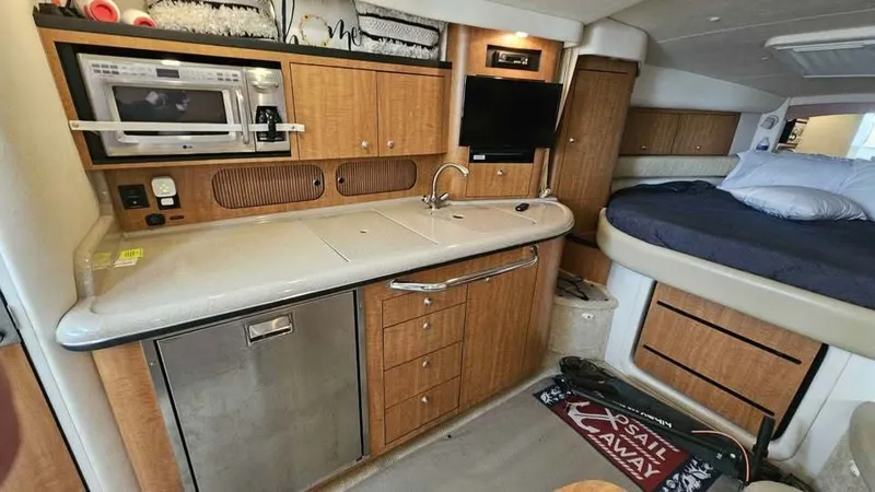 Slide: The Image of Sea Ray 340 Sundancer 2006 - 6962359