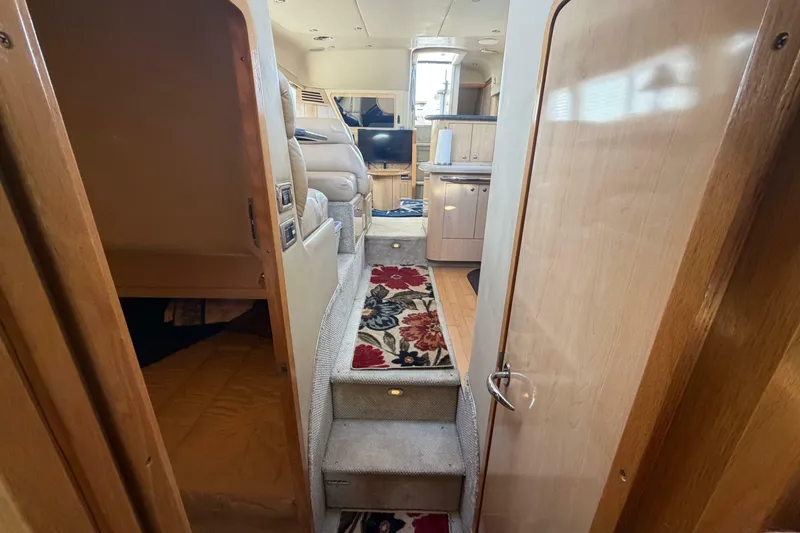 Slide: The Image of Sea Ray 480 Motor Yacht 2002 - 7241792