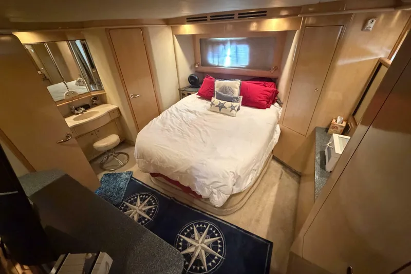 Slide: The Image of Sea Ray 480 Motor Yacht 2002 - 7241818
