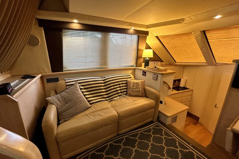 Slide: The Image of Carver Yachts 326 Aft Cabin Motor Yacht 1999 - 7394501