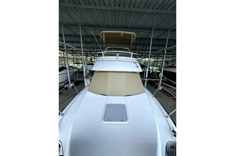 Slide: The Image of Carver Yachts 326 Aft Cabin Motor Yacht 1999 - 7394428